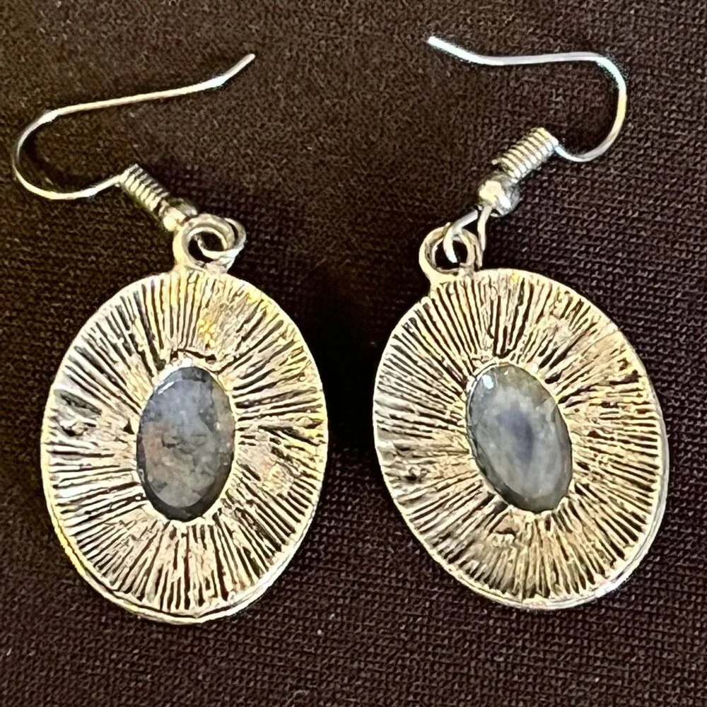 Taxco‑Style Sodalite Earrings – Antique Silver‑Tone Setting – Oval Cabochons - Picture 6 of 10